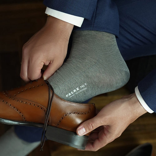 FALKE Luxury Line Mens Socks No. 9
